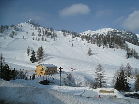 liechtenstein-skiing.bmp