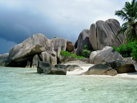 sey-anse-source-dargent-granite-rocks-2.bmp