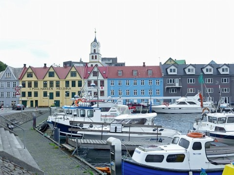 faroes-torshavn-harbor.bmp