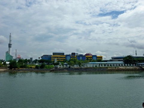 batam-center-from-ferry.bmp