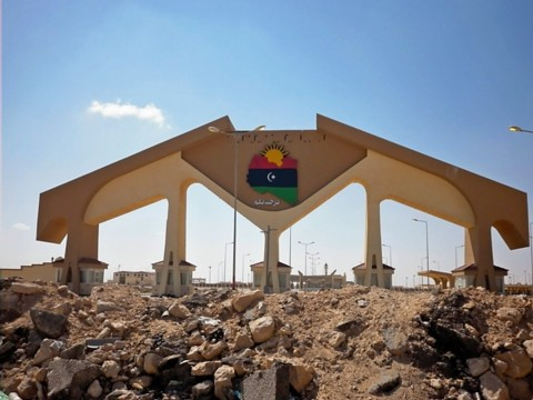 libya-new-border-post-being-built-i-snuck-pic.bmp