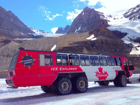 Brewster Ice Explorer, Columbia Icefields, Athabasca Glacier, Icefields Parkway, Banff National Park, Canada, Alberta