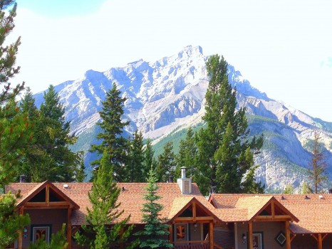 Buffalo Mountain Lodge, Banff, Alberta, Canada