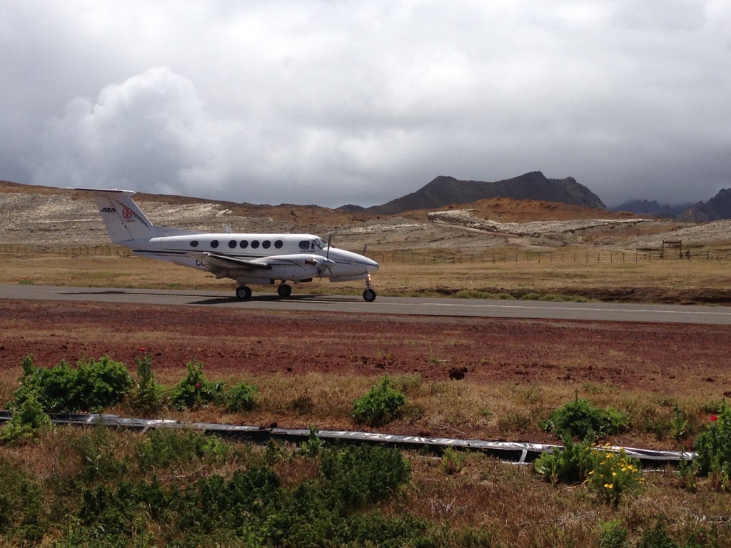 ATA Airlines, Robinson Crusoe Island, Chile, Juan Fernandez