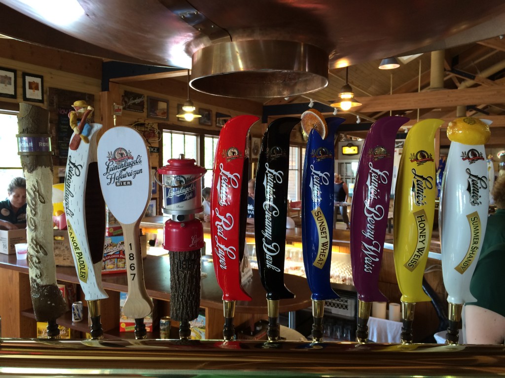 Chippewa Falls, Wisconsin #DoMoreCountry, Country Inn & Suites, Leinenkugel Brewery, taps, Leinies Lodge