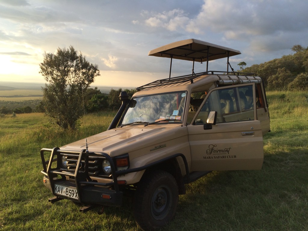 Fairmont Mara Safari Club, Fairmont, Kenya, Masai Mara, sunset cocktails, land rover
