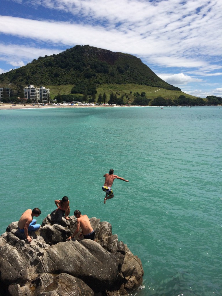 Tauranga, New Zealand, beach, North Island, Why You Should Visit Tauranga, jumping off rocks