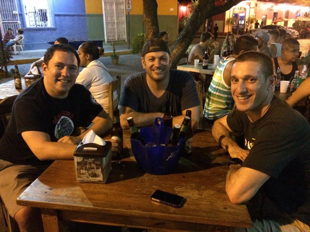 5 Awesome Things to do in Nicaragua, Nicaragua, Granada, friends