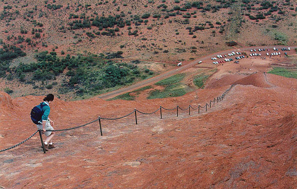 walking_down_ayers_rock.bmp