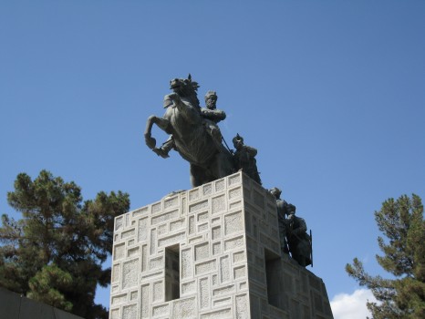 statue in Mashad