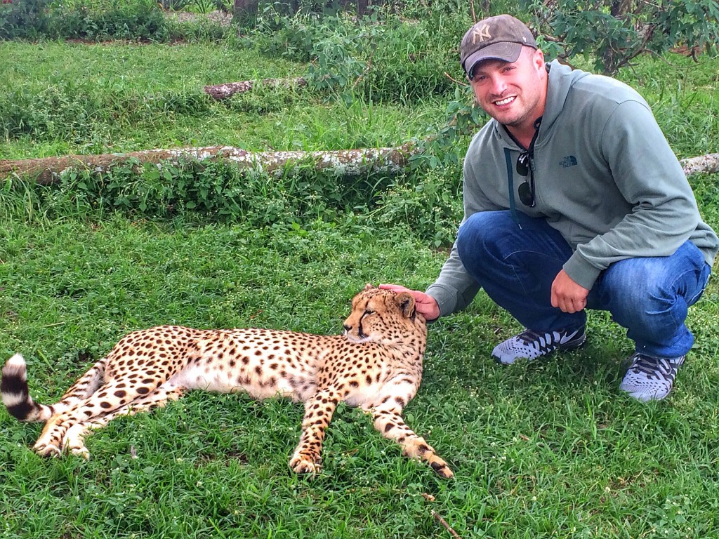 Cheetah, Kenya, Mount Kenya Safari Club, Lee Abbamonte