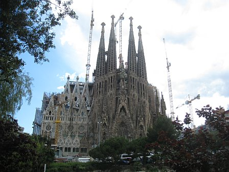 barca-sagrada-familia.bmp