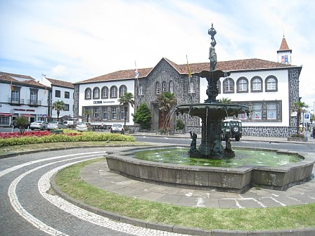 ponta-delagada-sq.bmp