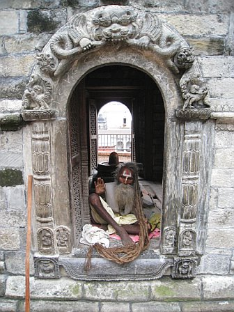 nepal-crazy-old-man-sadhu.bmp