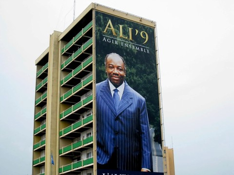 gabon-president-on-bldg-again.bmp