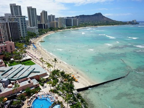 hawaii-waikiki-from-hotel-room.bmp