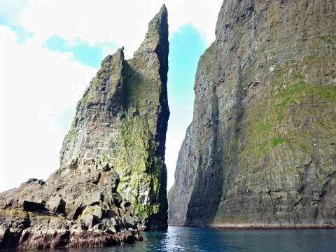 faroes-chasm.bmp