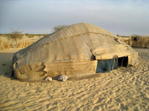 timbuktu-bedouin-camp.bmp