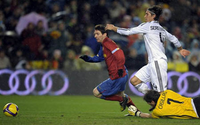 el-clasico-messi-ramos.bmp