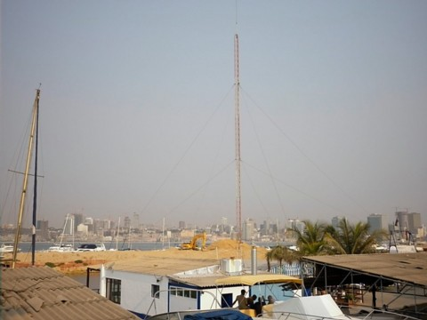 angola-luanda-skyline-from-ilha-do-cabo.bmp
