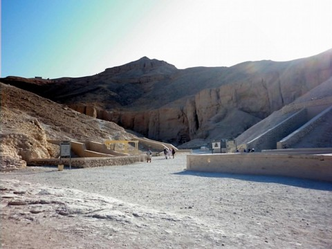 luxor-valley-of-the-kings.bmp