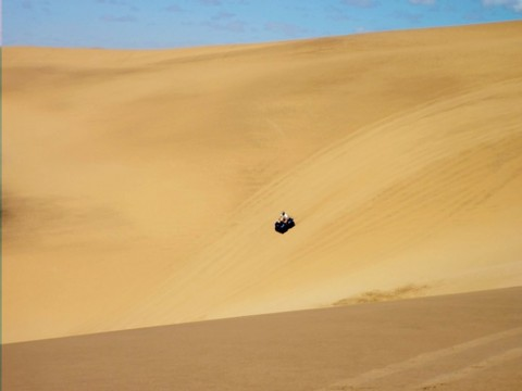 swakop-down-the-dune.bmp