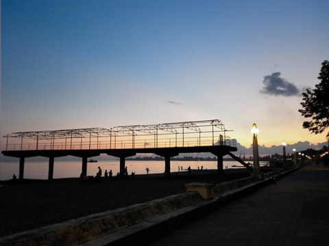 abkhaz-sukhumi-sunset.bmp