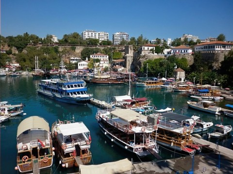 antalya-main-marina.bmp