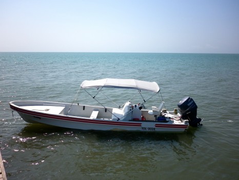 Lee Abbamonte boat from Belize to Guatemala