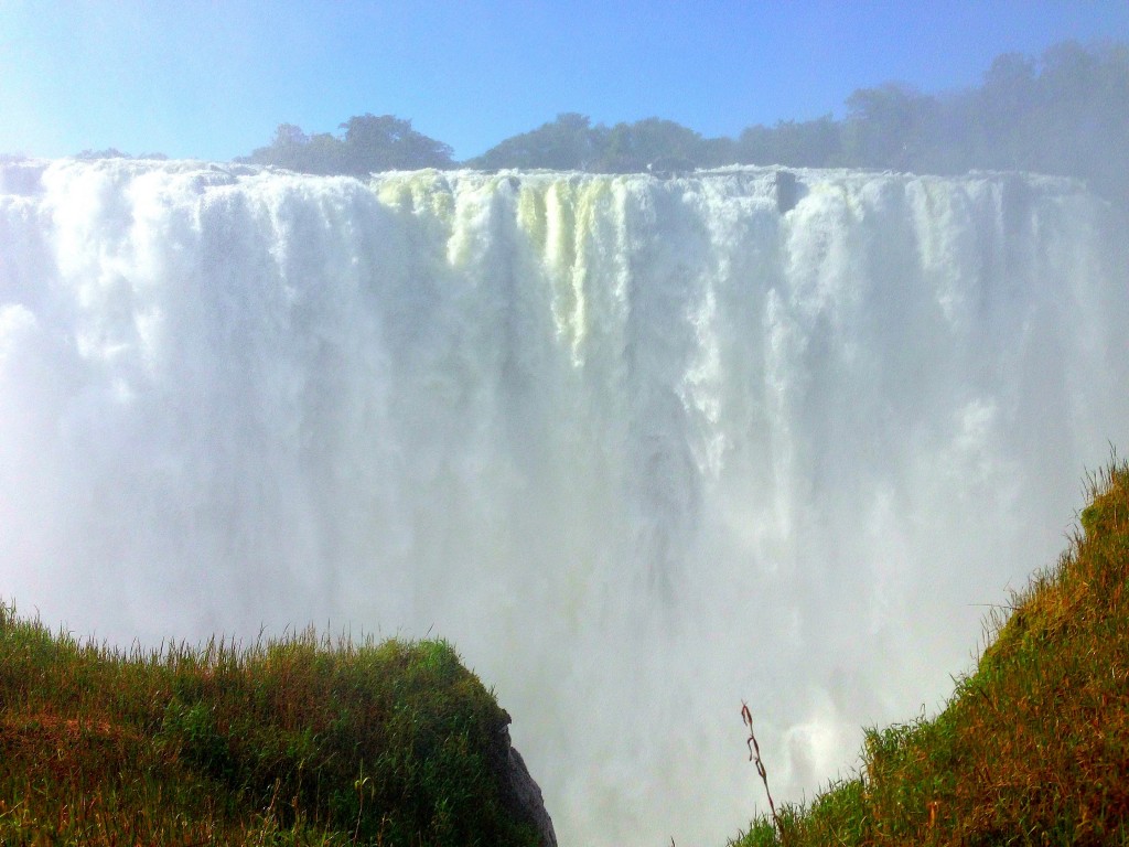 Victoria Falls, Smoke that thunders, Zambezi River, African Four Corners, Zambia, Zimbabwe, travel, Africa, 