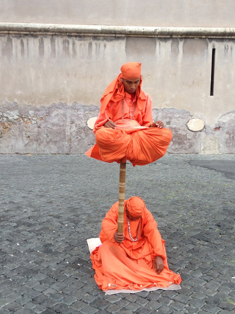 Street performers in Rome, Italy