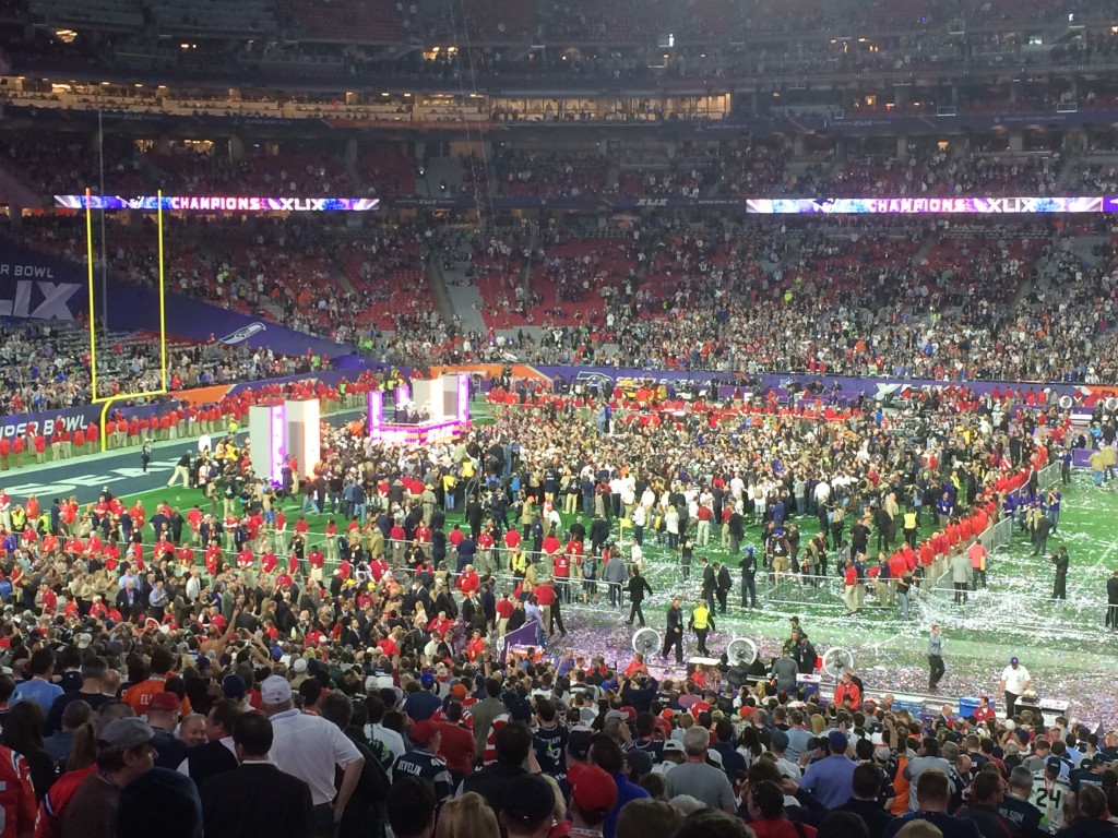 Superbowl XLIX trophy presentation