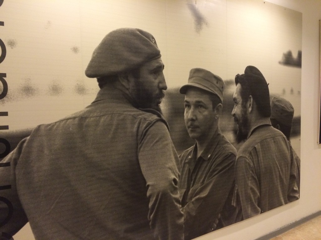 Che Guevara Monument, Che Guevara Mausoleum, Santa Clara, Cuba, photo, fidel, che, raul