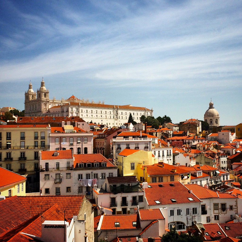 Lee Abbamonte, Dennis O'Connell, sidecar tour, Lisbon, Portugal, Alfama