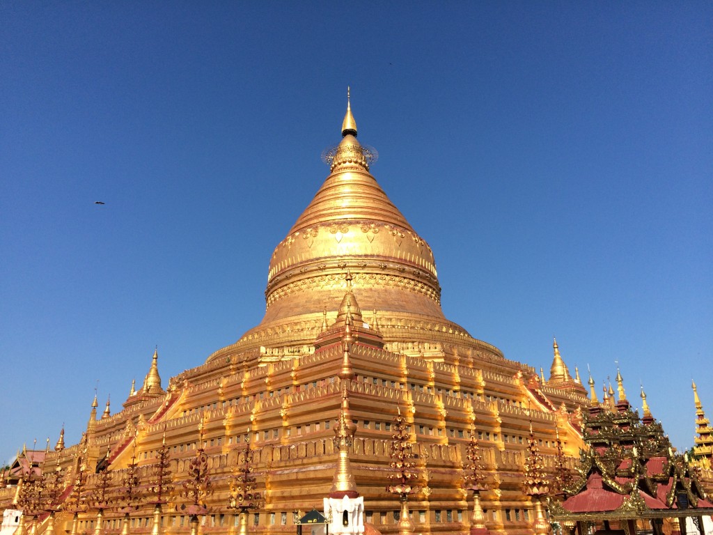 Shwezigon Paya, Bagan, Myanmar, Burma