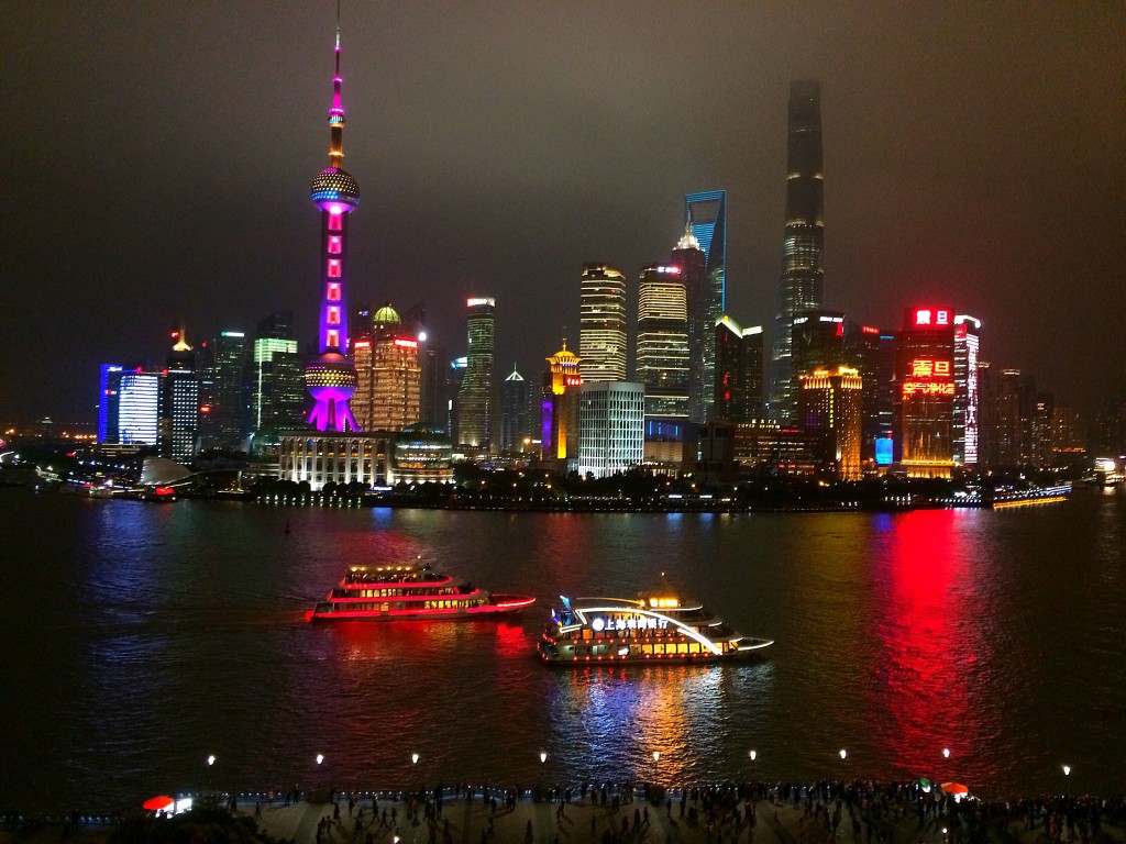 The Bund, Fairmont Peace Hotel, Shanghai, China, Pudong, skyline