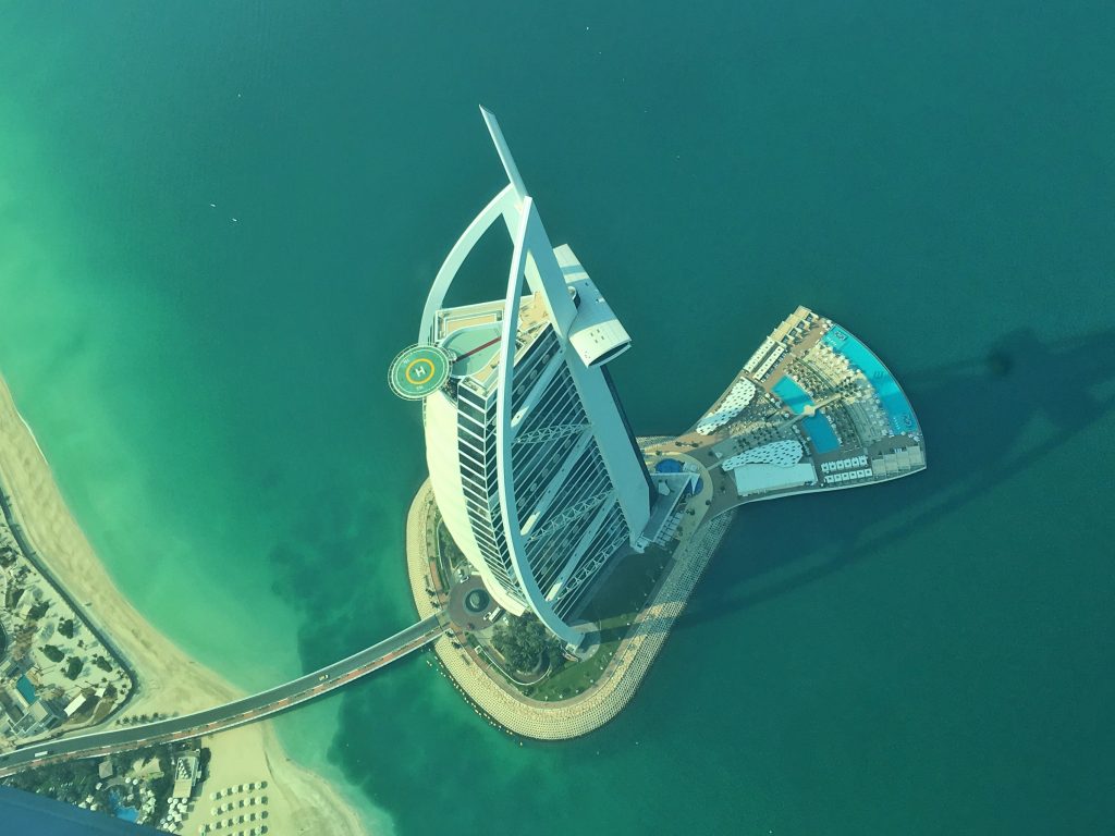 5 Awesome Things to do in Dubai, Things to do in Dubai, Dubai, UAE, United Arab Emirates, Emirates, scenic flight, Burj Al Arab