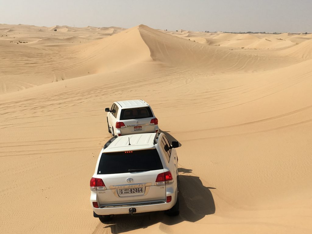 two things you must do in Abu Dhabi, Abu Dhabi, Emirates, United Arab Emirates, desert safari, 4x4, desert, safari