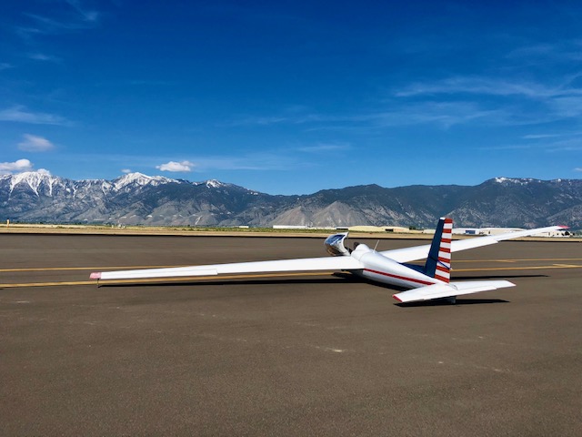 Soaring NV glider, Carson Valley, Nevada